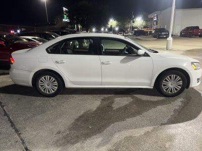 2014 Volkswagen Passat 1.8T S
