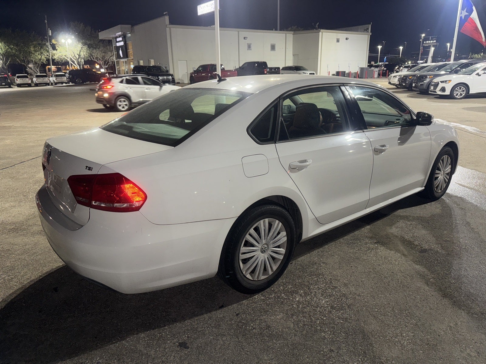 2014 Volkswagen Passat 1.8T S