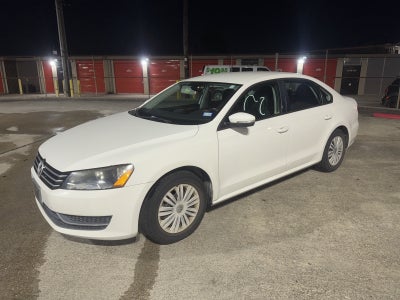 2014 Volkswagen Passat 1.8T S
