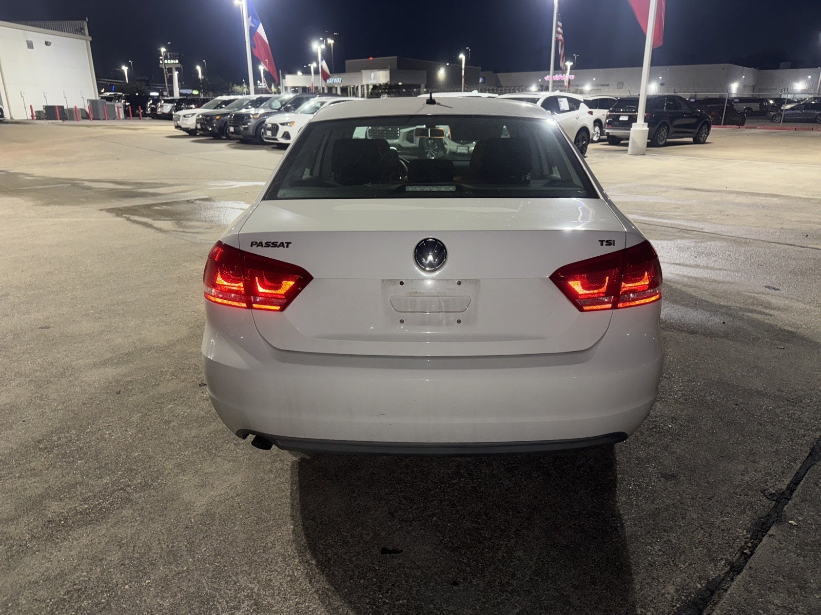 2014 Volkswagen Passat 1.8T S