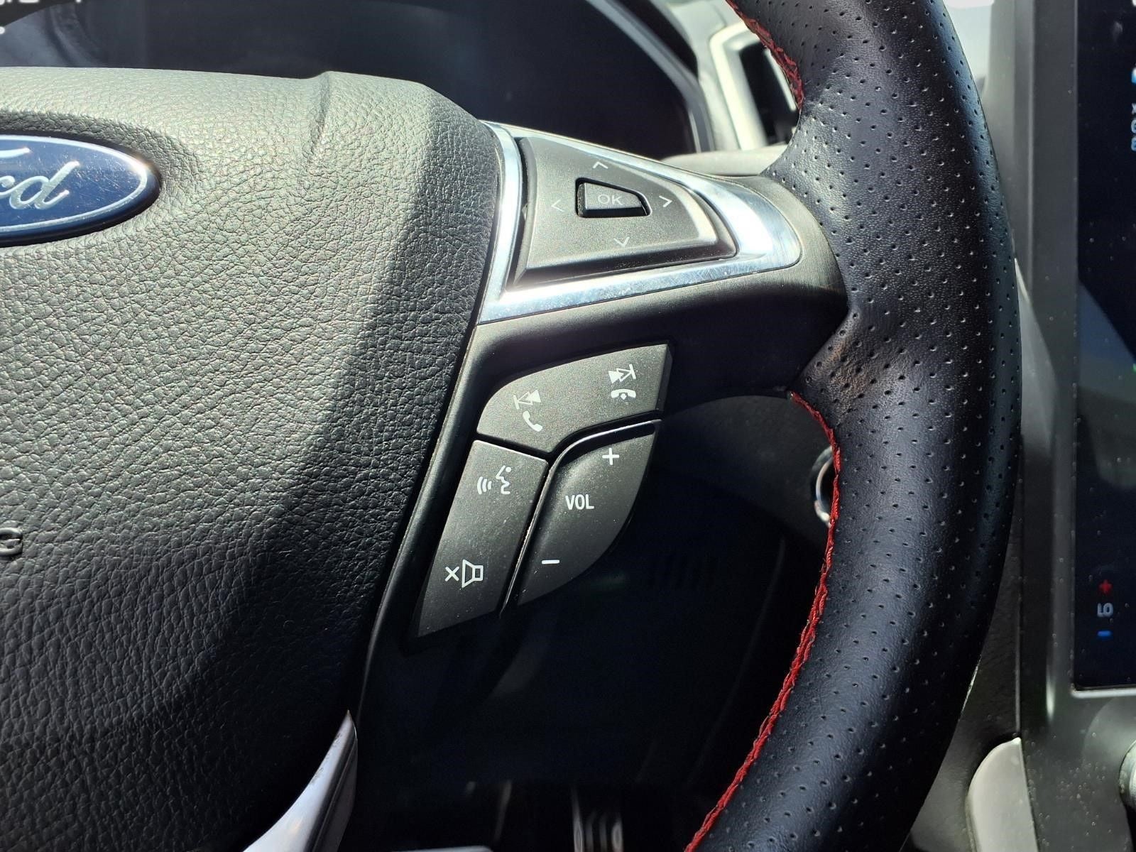 2022 Ford Edge ST Line