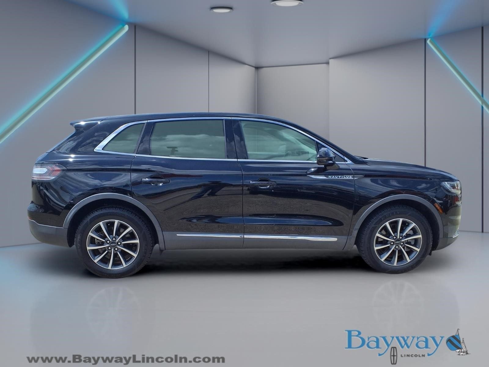 2022 Lincoln Nautilus Standard