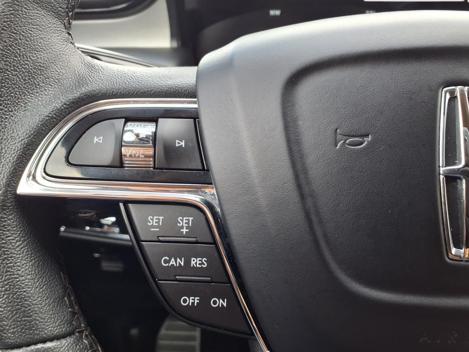 2022 Lincoln Nautilus Standard