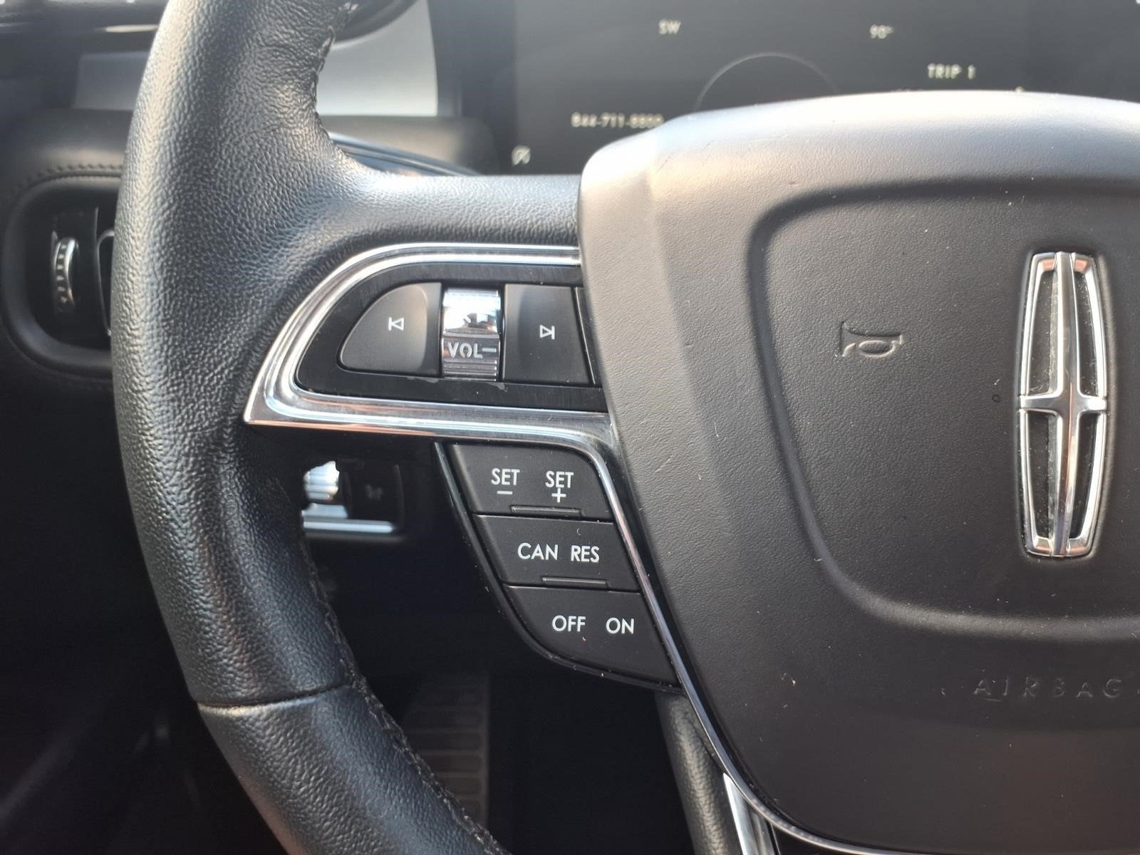 2023 Lincoln Nautilus Standard
