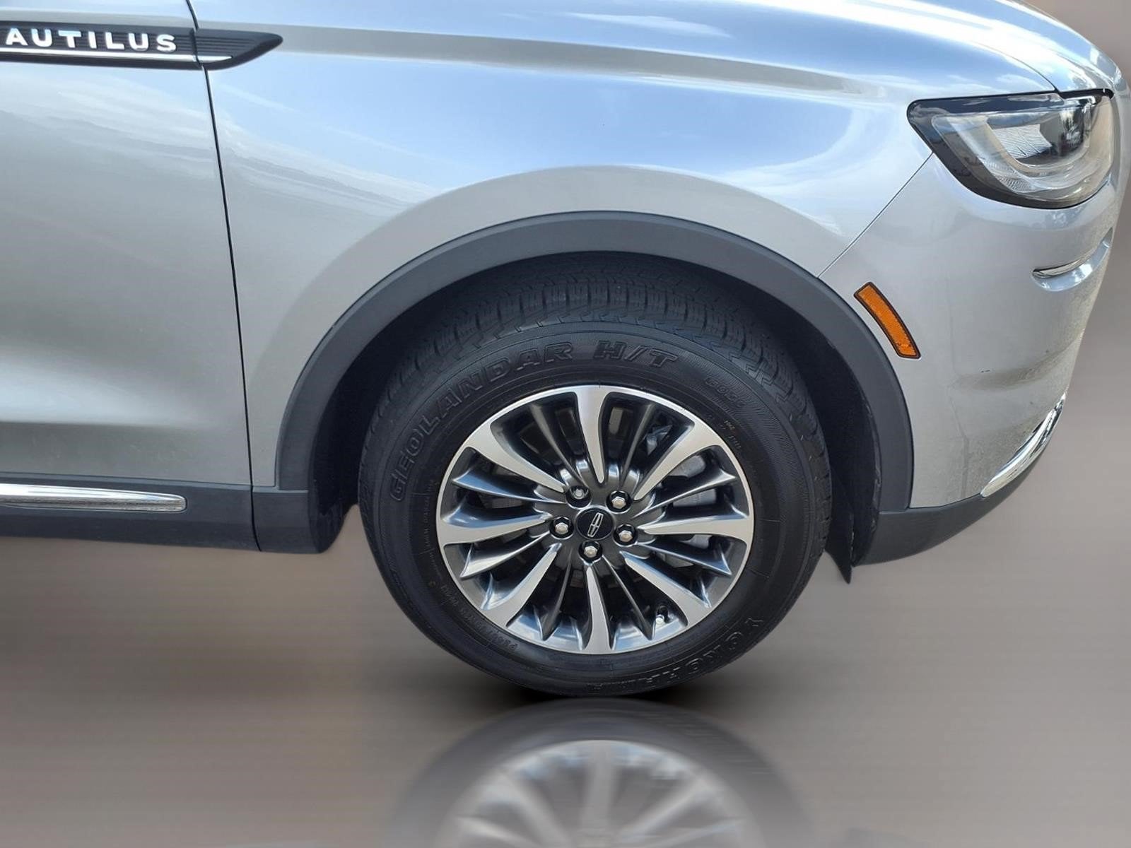 2023 Lincoln Nautilus Standard