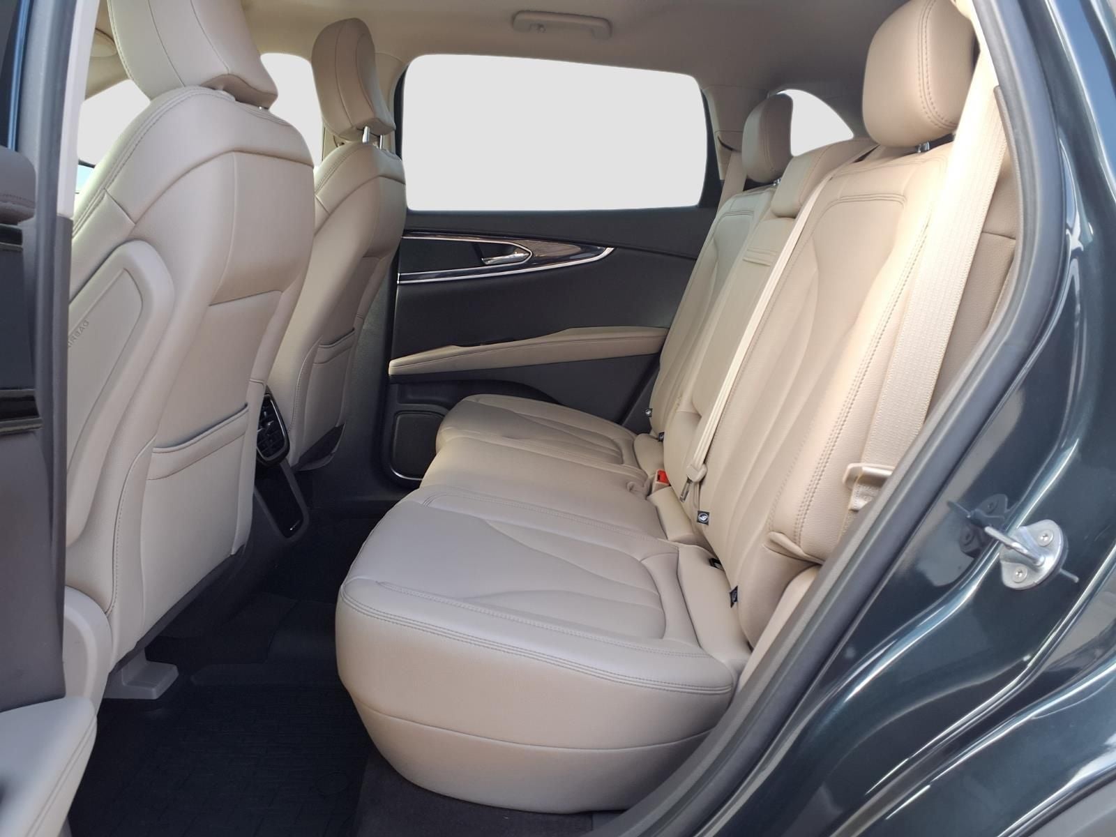 2022 Lincoln Nautilus Standard