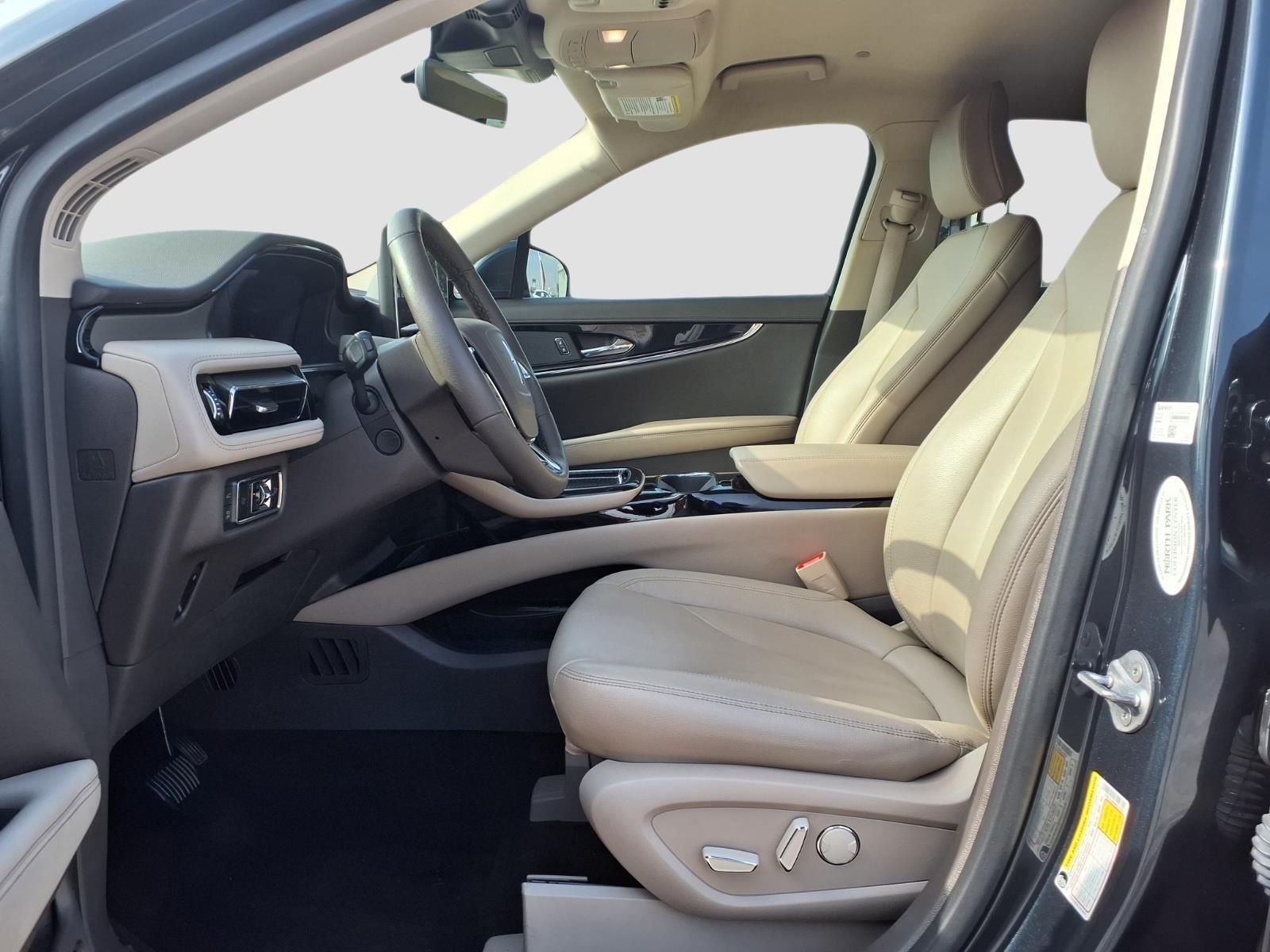 2022 Lincoln Nautilus Standard