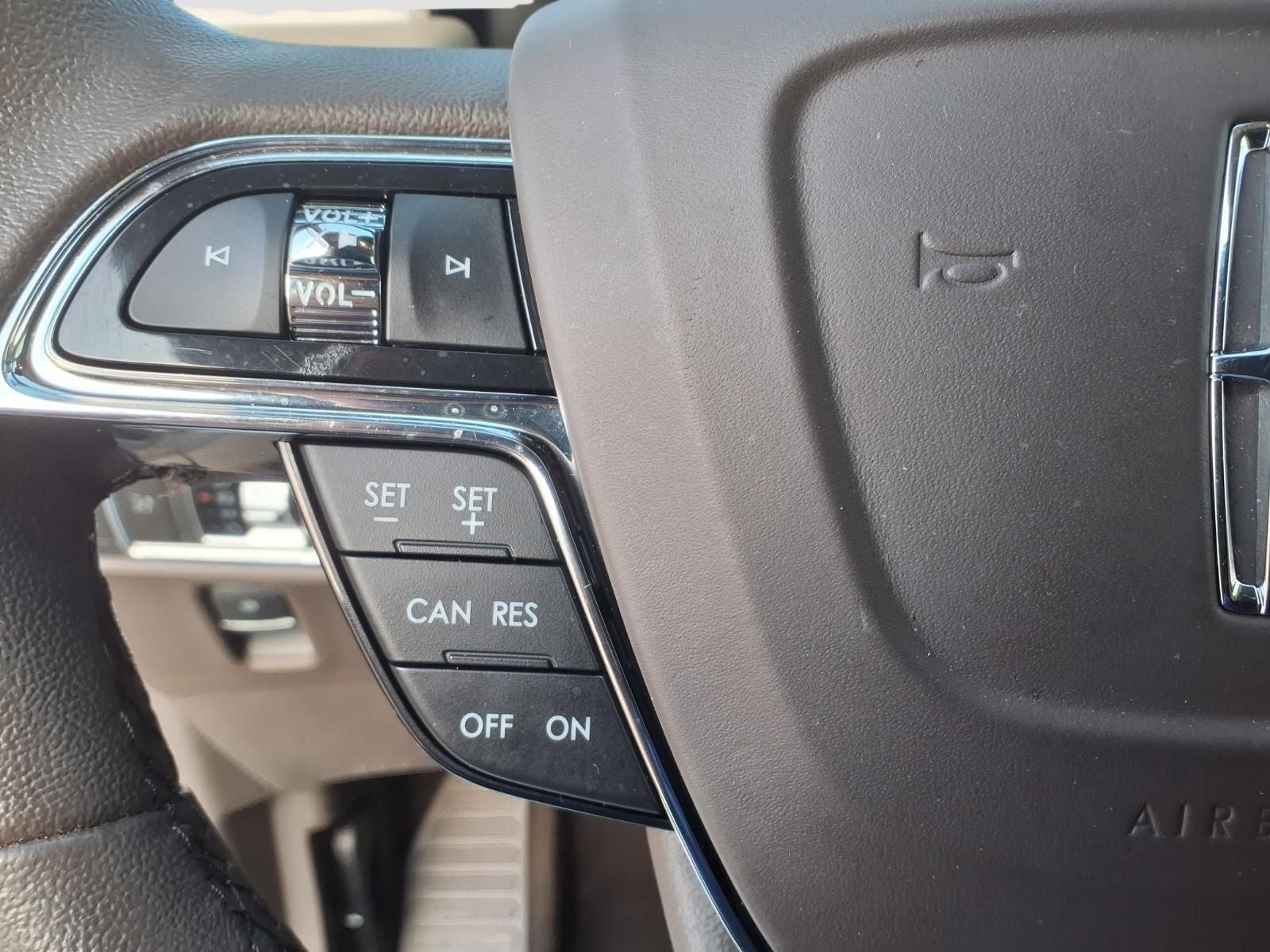 2022 Lincoln Nautilus Standard