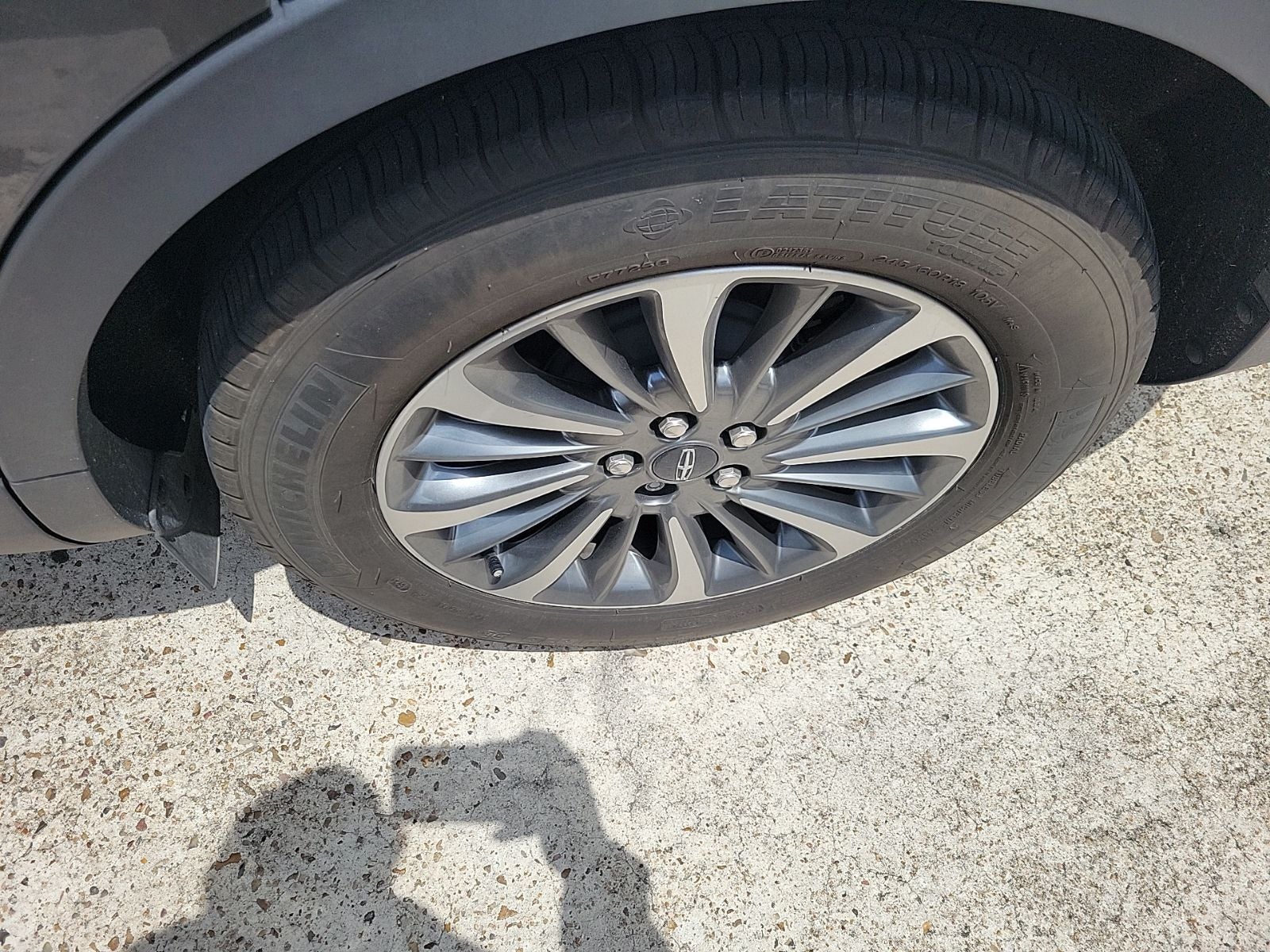 2023 Lincoln Nautilus Standard