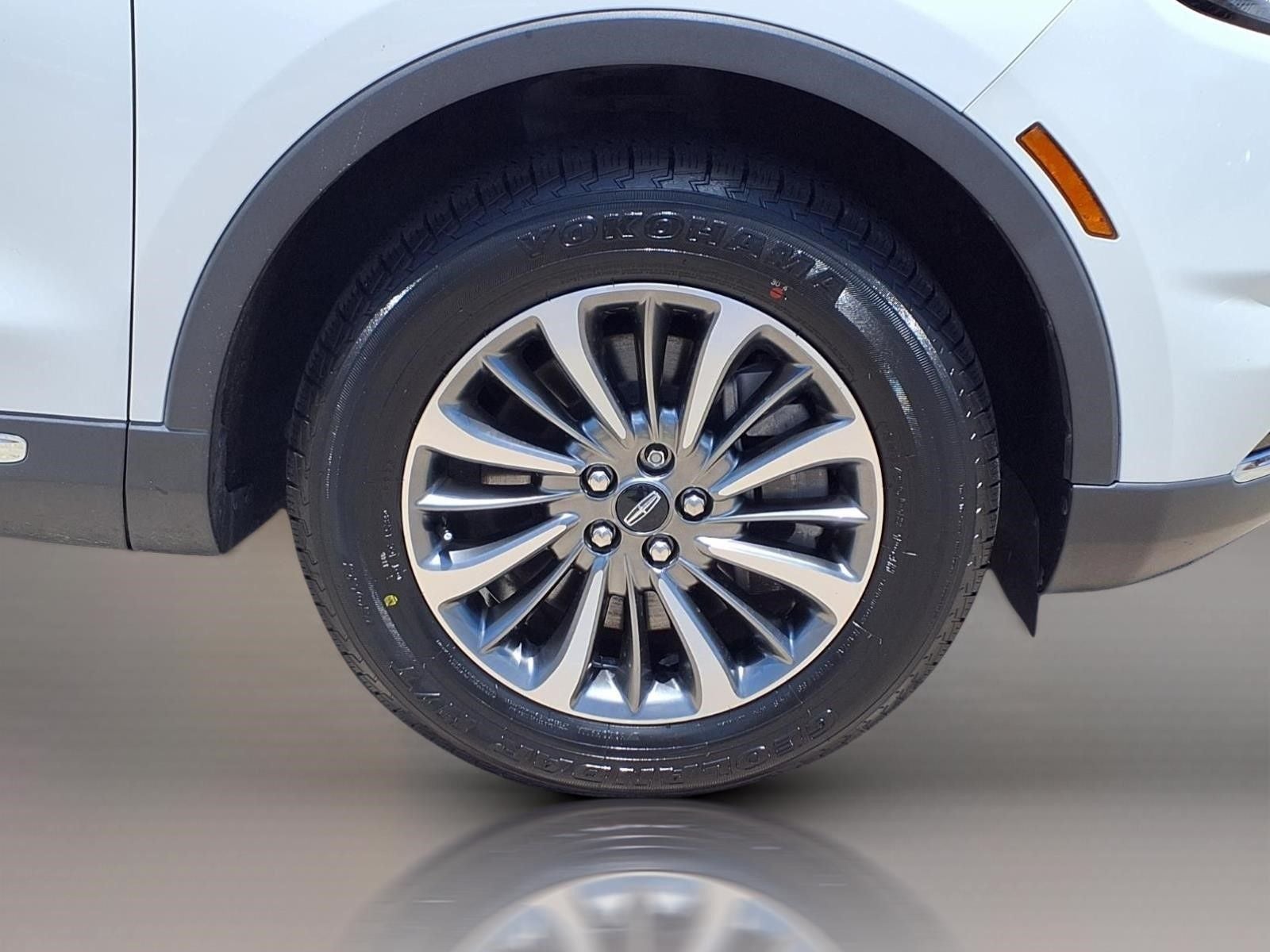 2023 Lincoln Nautilus Standard