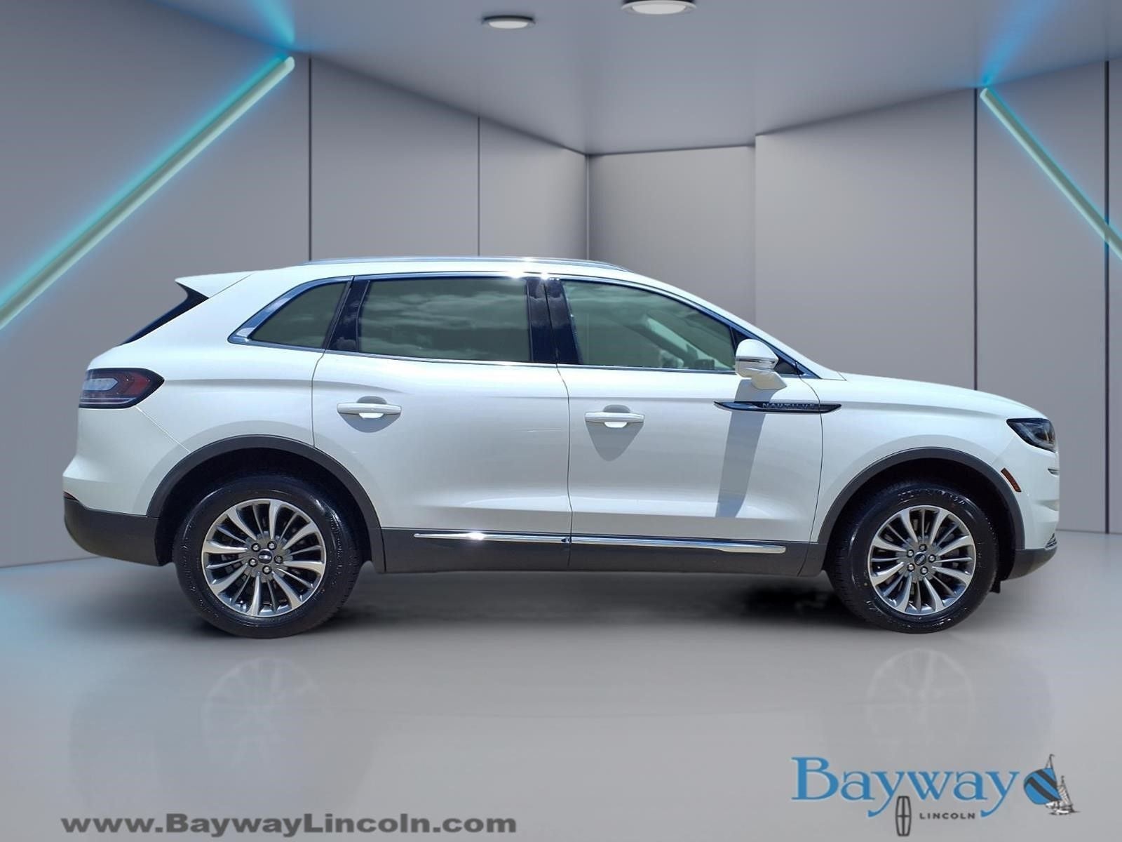 2023 Lincoln Nautilus Standard