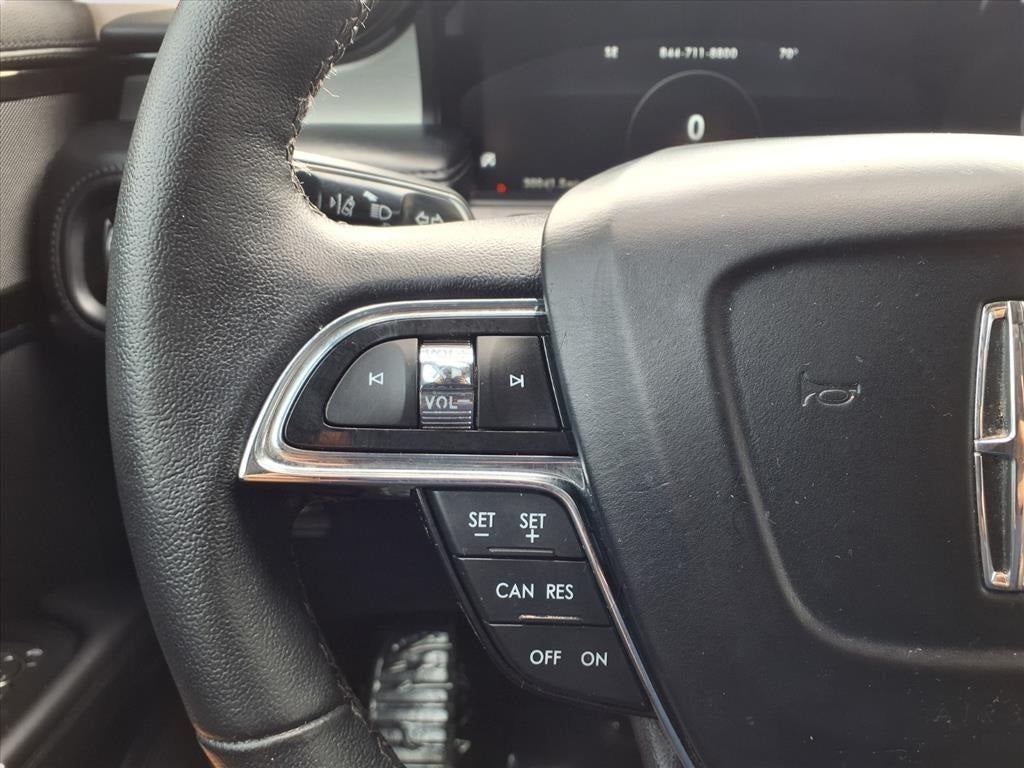 2022 Lincoln Nautilus Standard