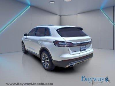 2022 Lincoln Nautilus Standard