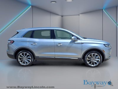 2022 Lincoln Nautilus Reserve