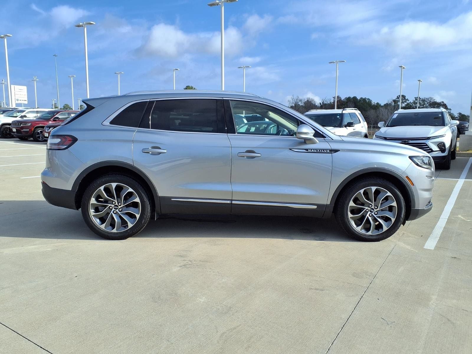 2022 Lincoln Nautilus Reserve