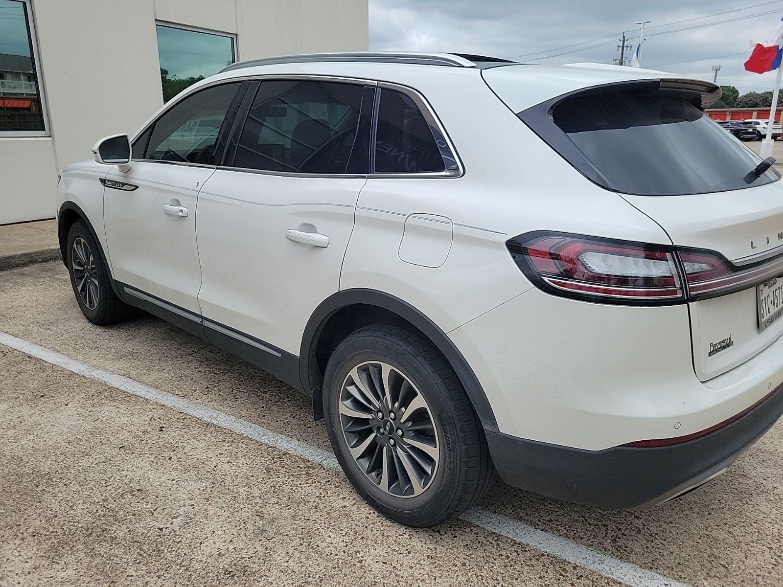 2022 Lincoln Nautilus Reserve