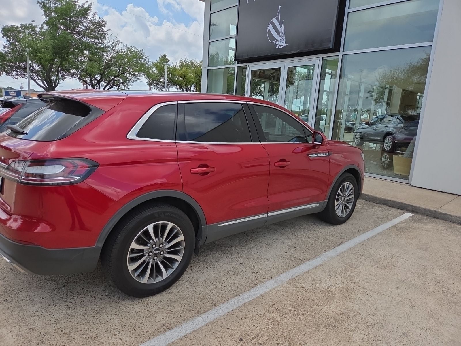 2021 Lincoln Nautilus Reserve