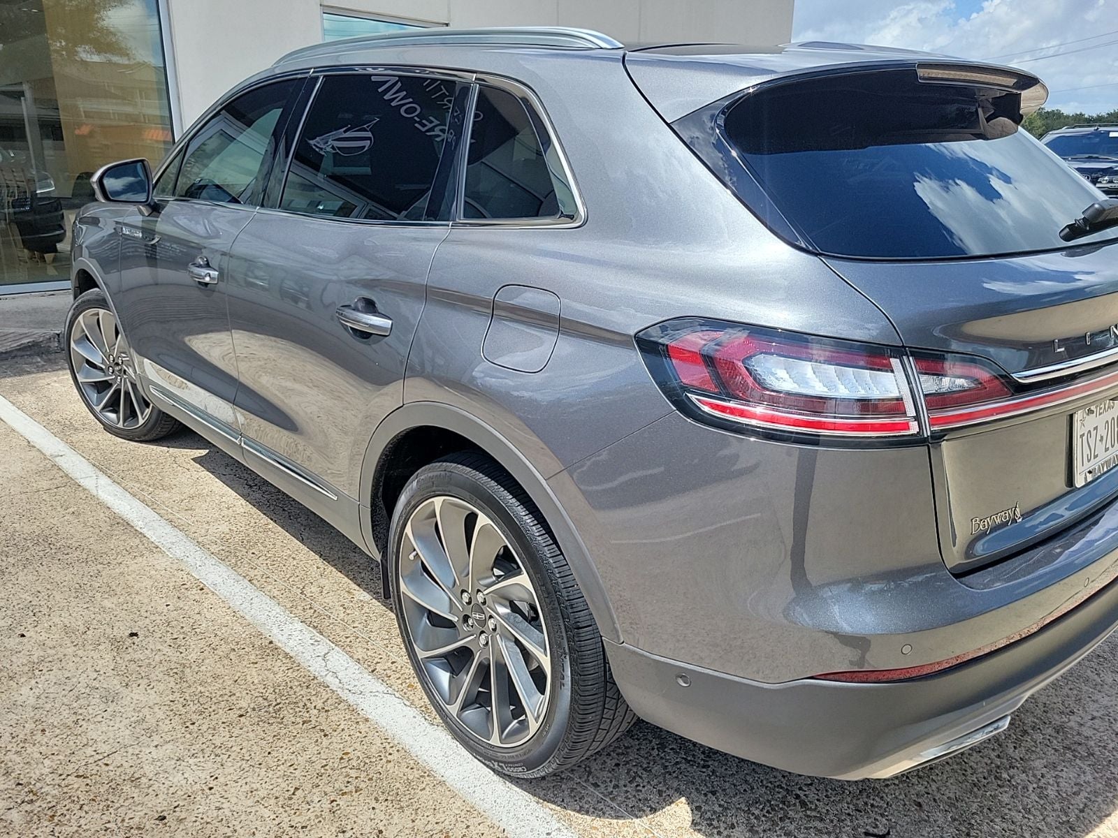 2023 Lincoln Nautilus Reserve