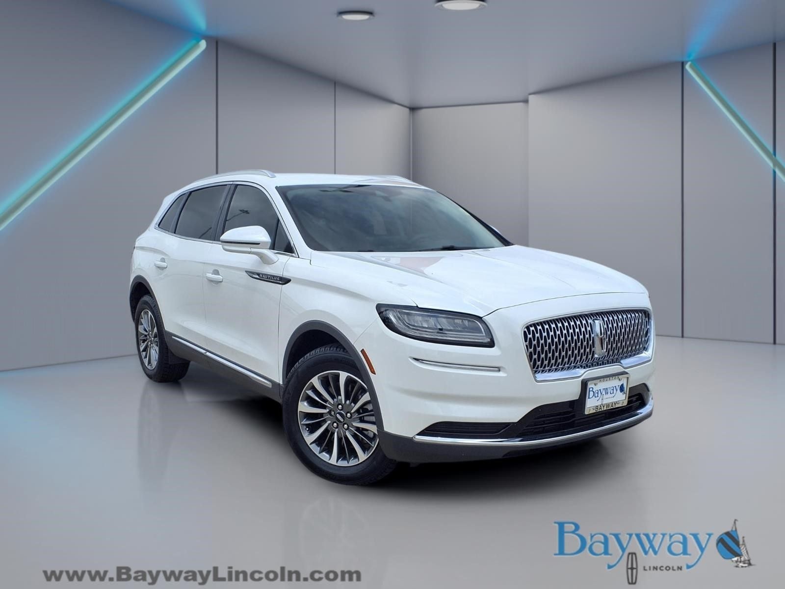 2023 Lincoln Nautilus Standard