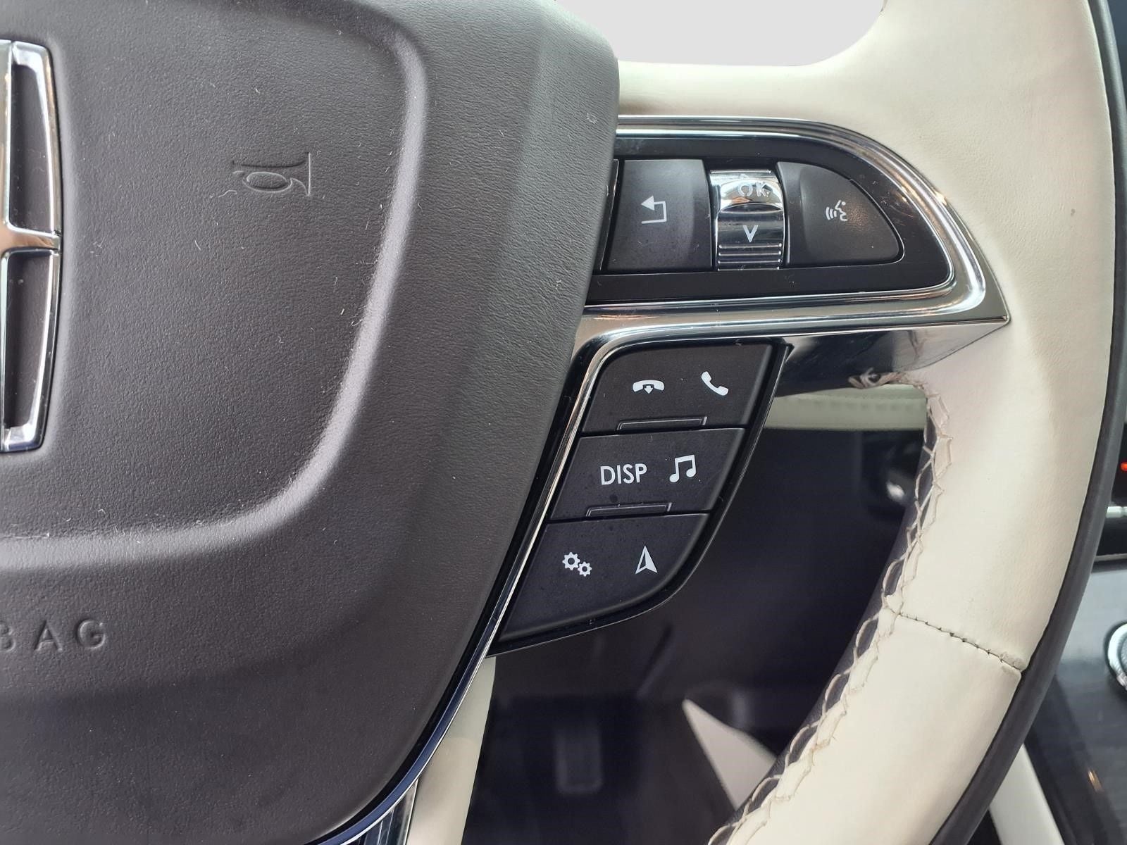2023 Lincoln Nautilus Black Label