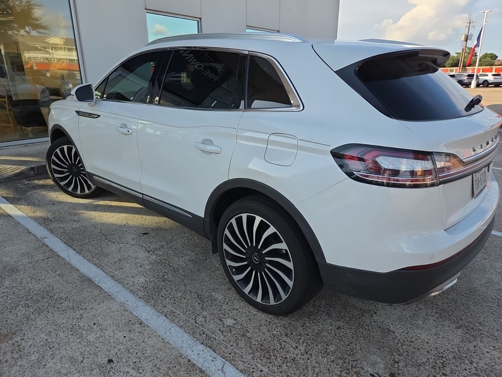 2023 Lincoln Nautilus Black Label