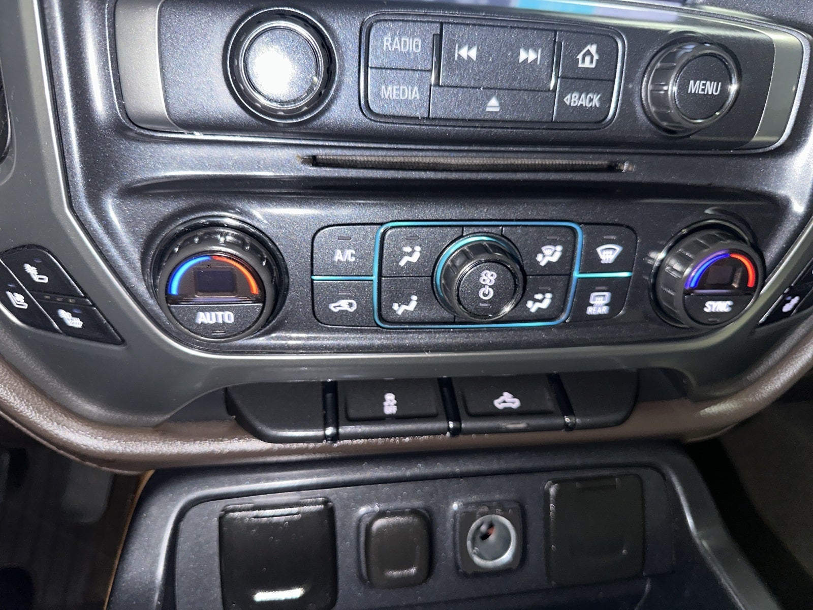 2018 Chevrolet Silverado 1500 LTZ 1LZ