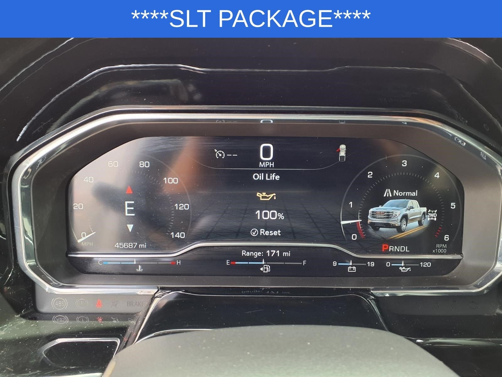 2025 GMC Sierra 1500 SLT