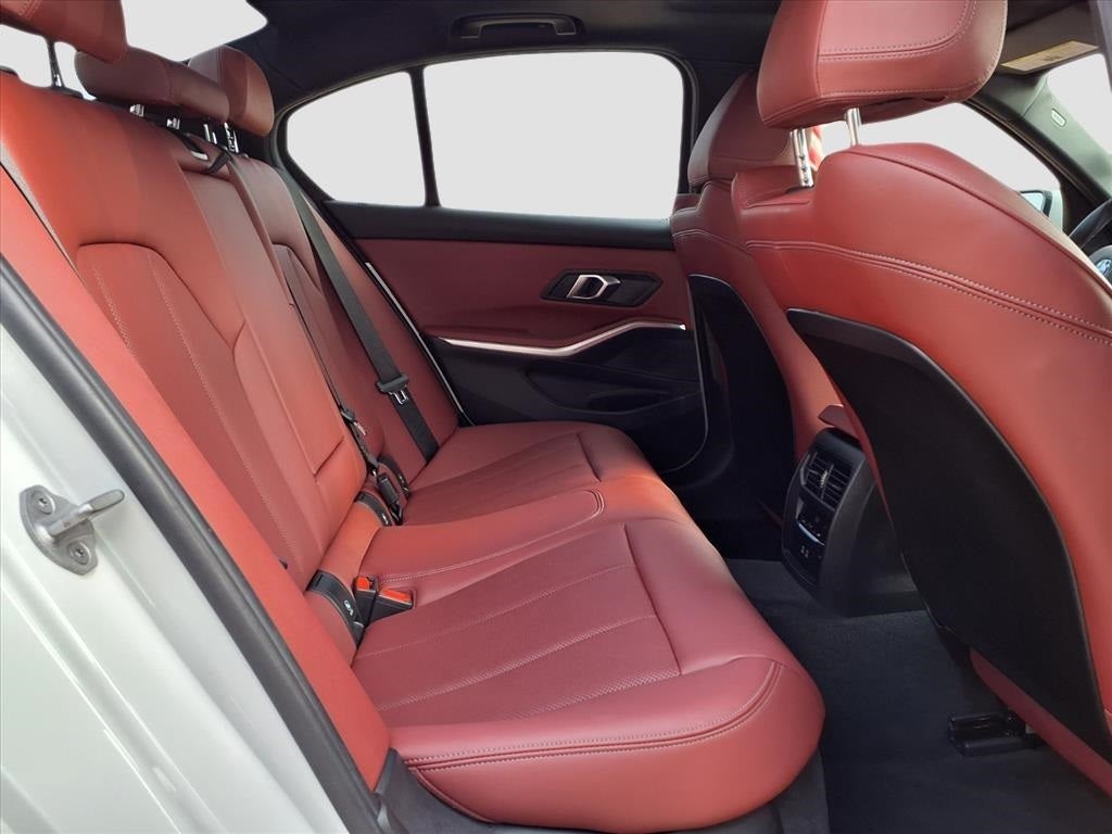 2024 BMW 3 Series 330i