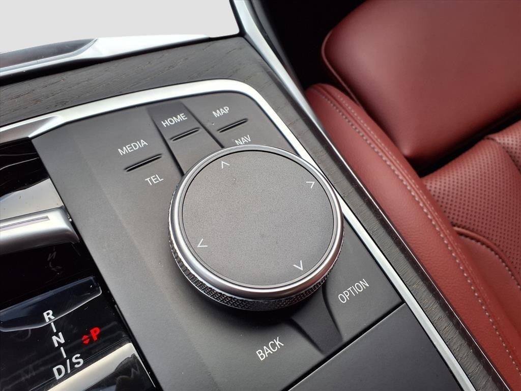 2024 BMW 3 Series 330i