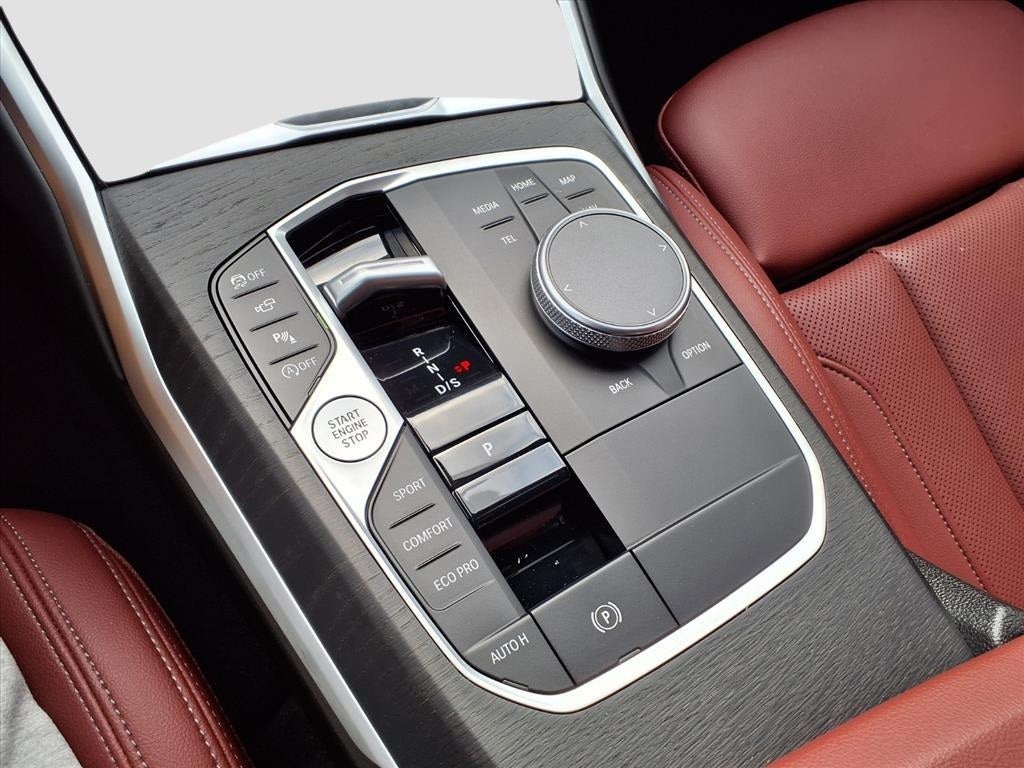 2024 BMW 3 Series 330i