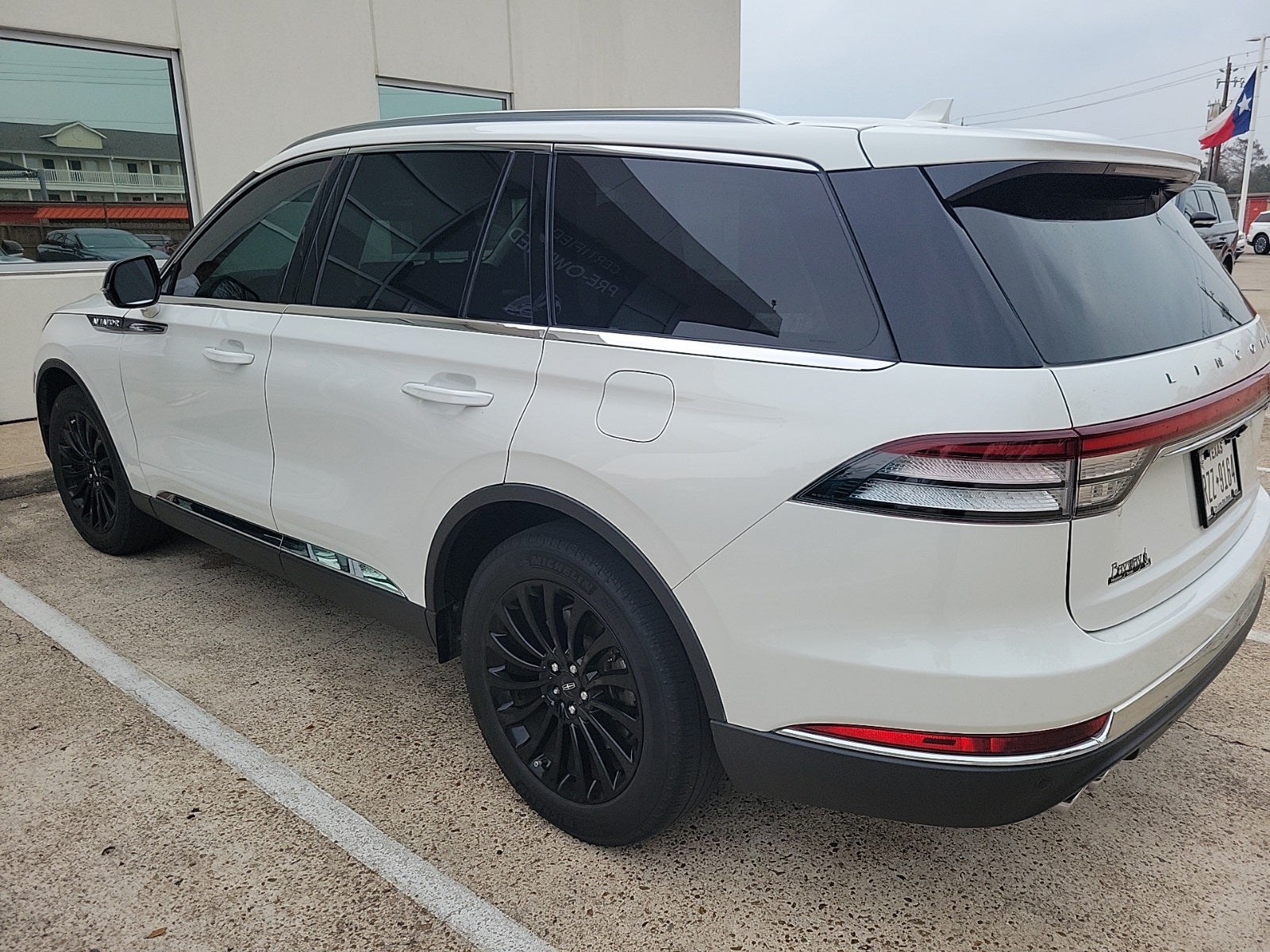 2022 Lincoln Aviator Standard