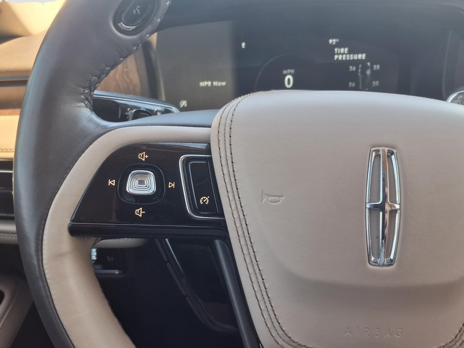 2022 Lincoln Aviator Reserve Premium