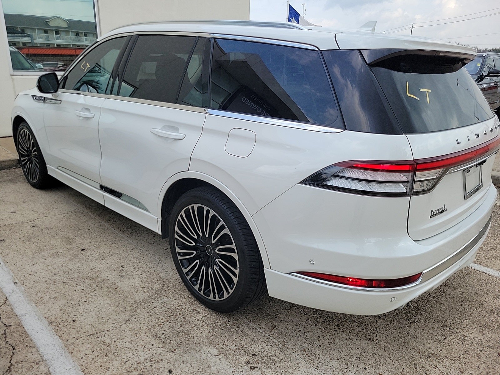 2022 Lincoln Aviator Black Label