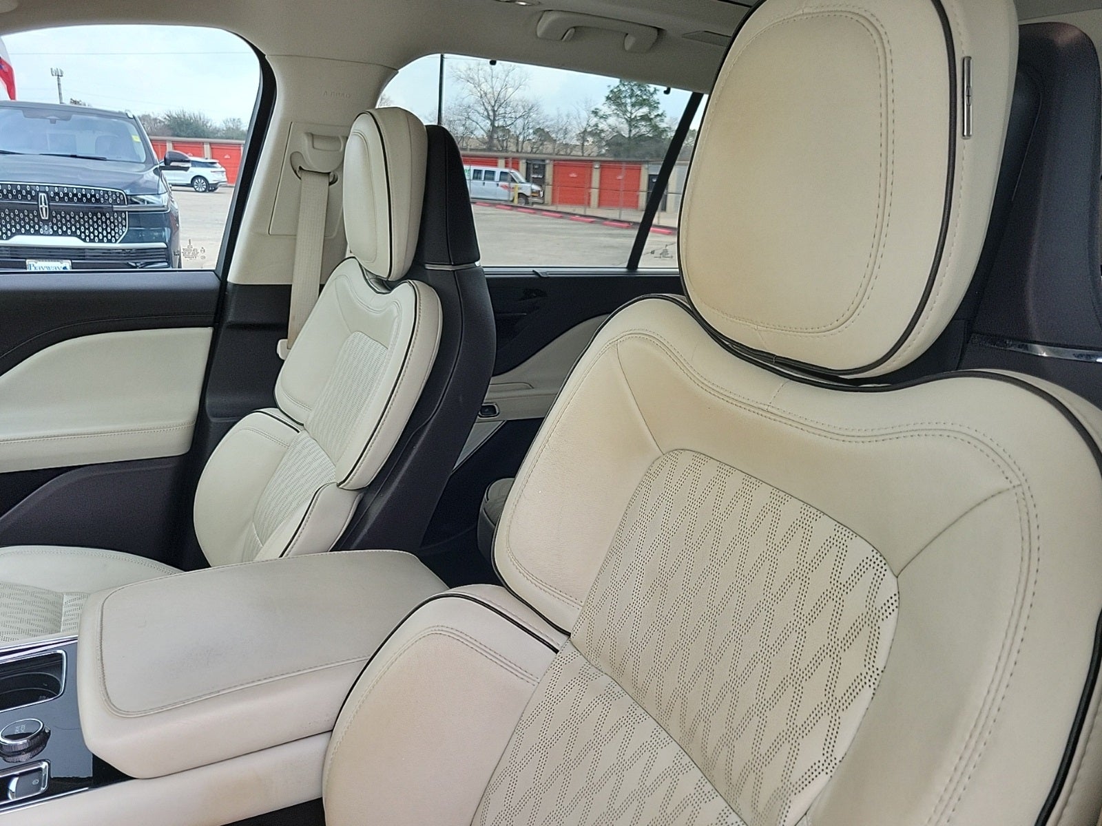 2022 Lincoln Aviator Black Label