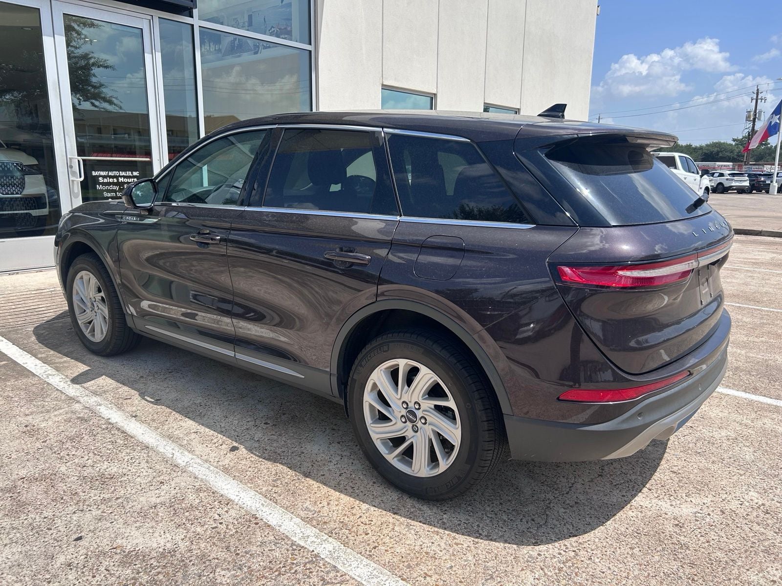 2023 Lincoln Corsair Standard