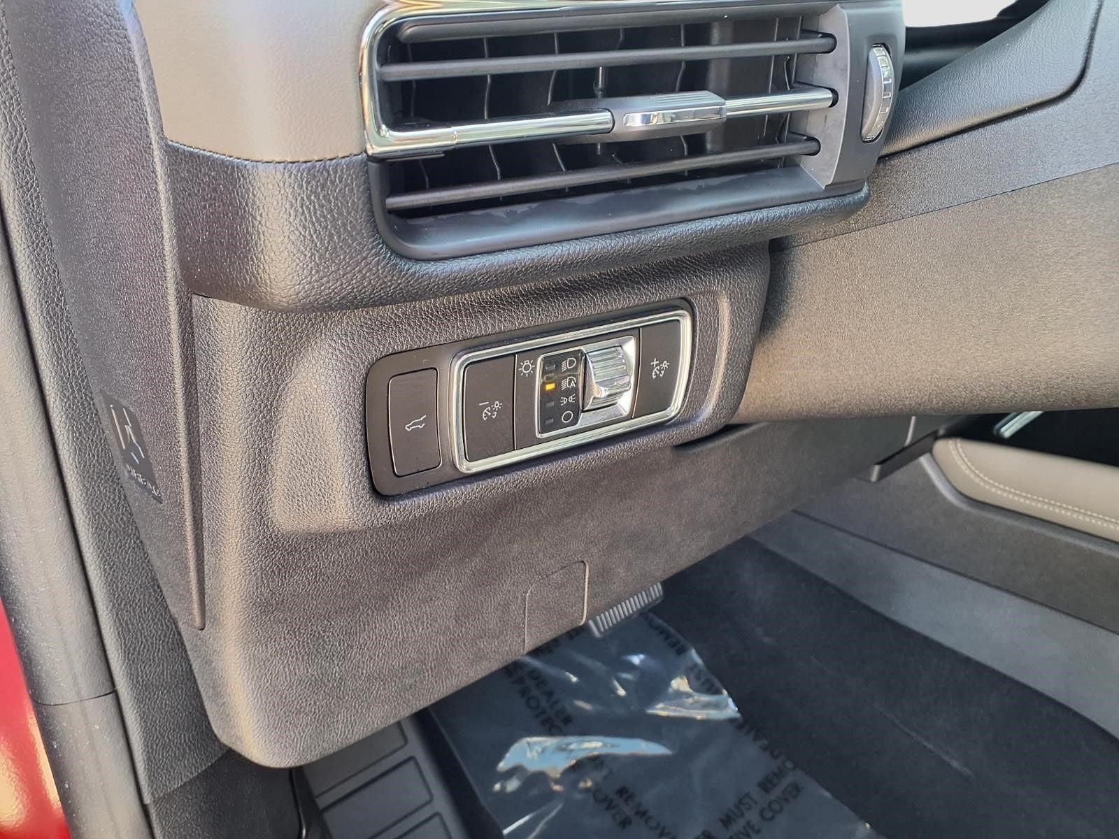 2023 Lincoln Corsair Standard