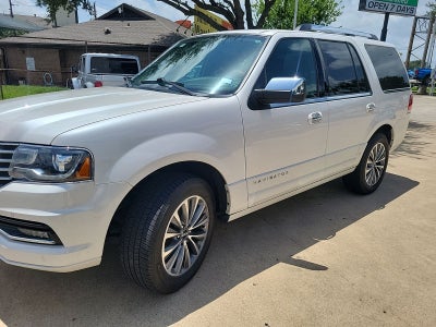 2017 Lincoln Navigator Select