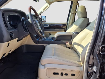 2015 Lincoln Navigator Base
