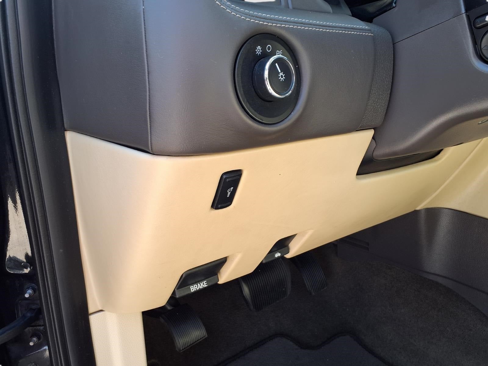 2015 Lincoln Navigator Base