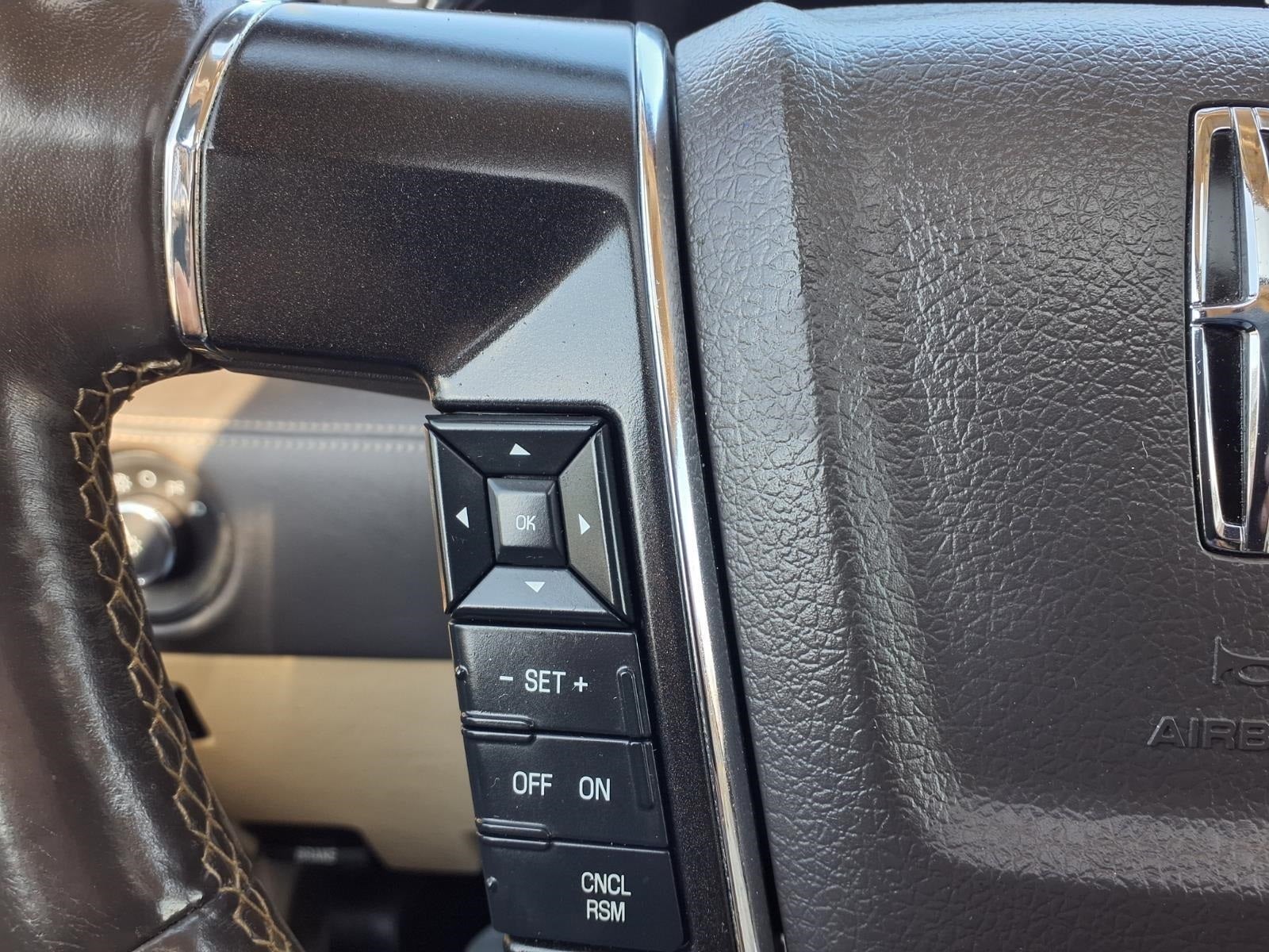 2015 Lincoln Navigator Base