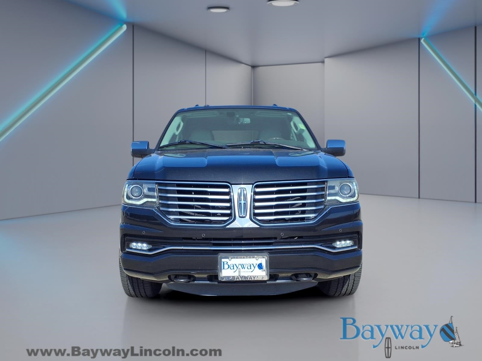 2015 Lincoln Navigator Base