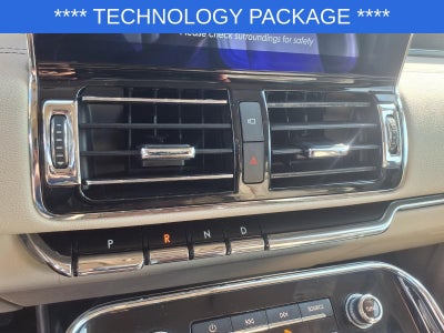 2019 Lincoln Navigator Select