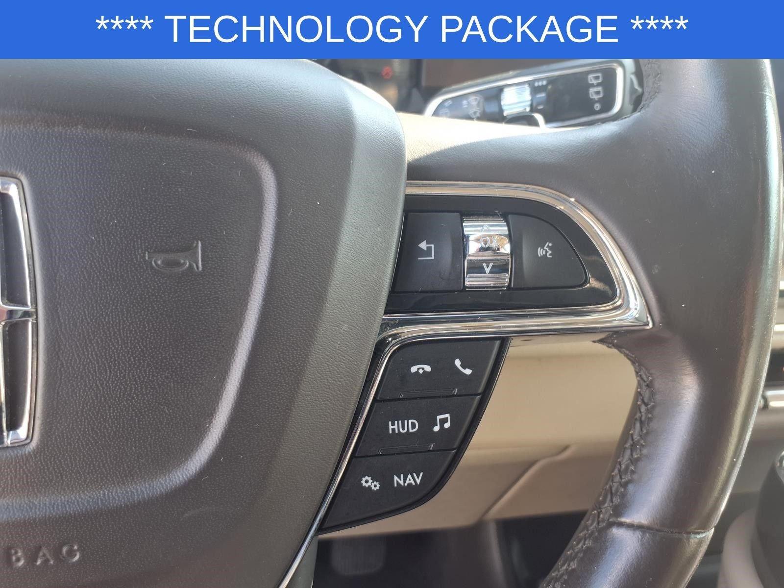 2019 Lincoln Navigator Select