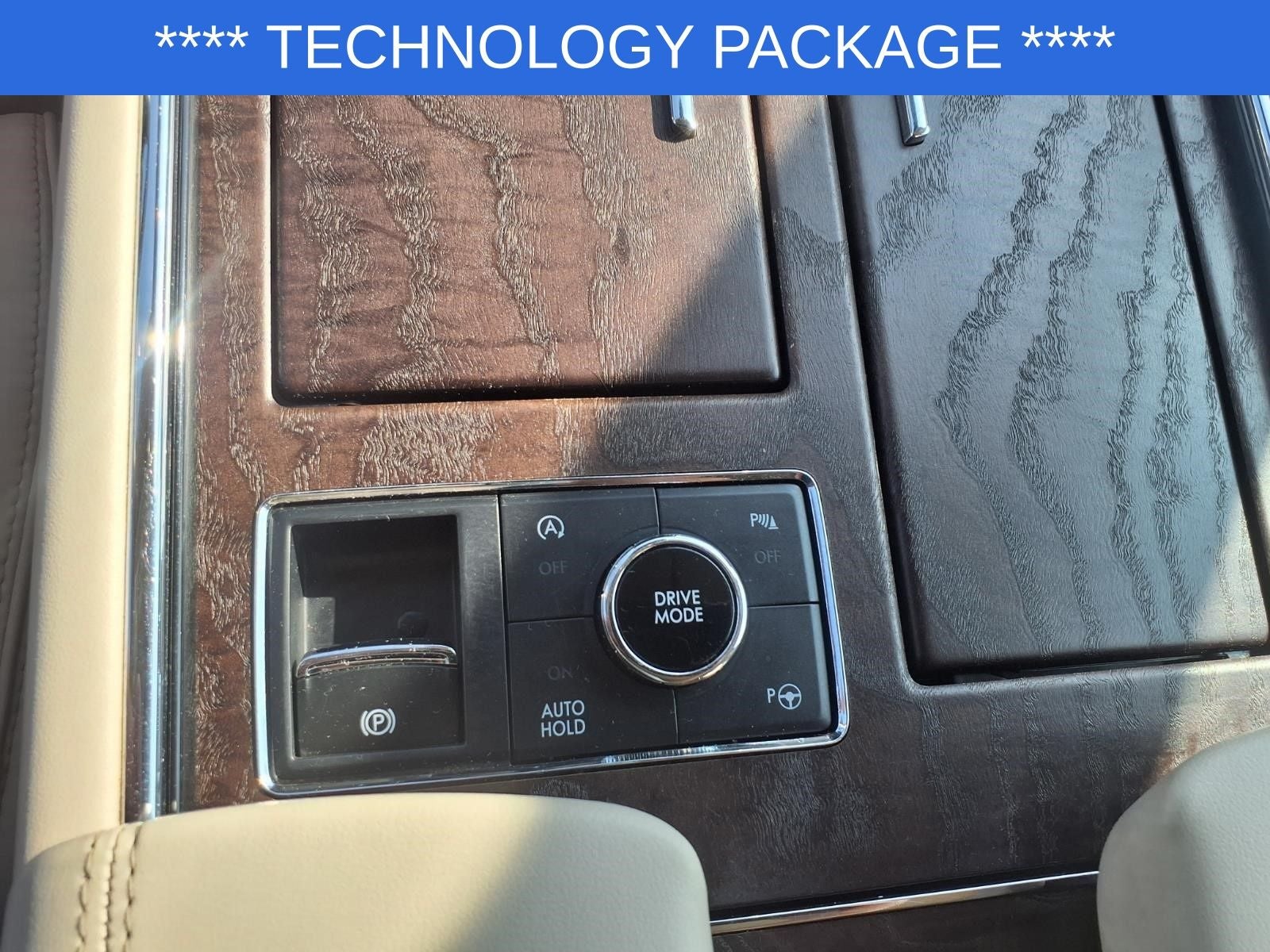 2019 Lincoln Navigator Select