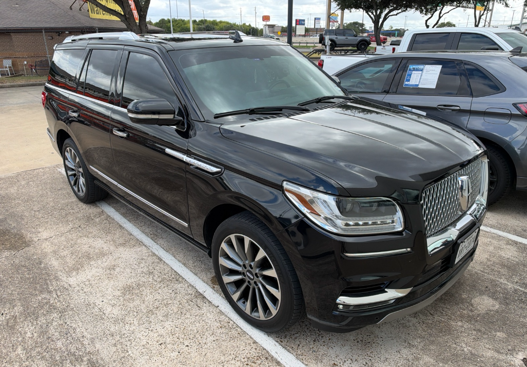 2019 Lincoln Navigator Select