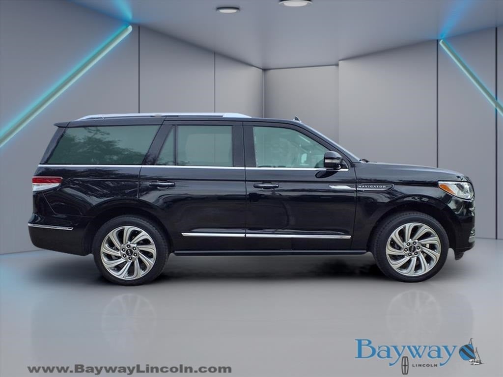 2024 Lincoln Navigator Reserve