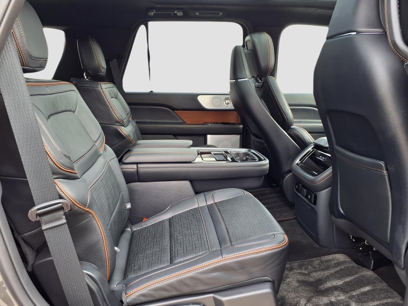 2024 Lincoln Navigator Black Label