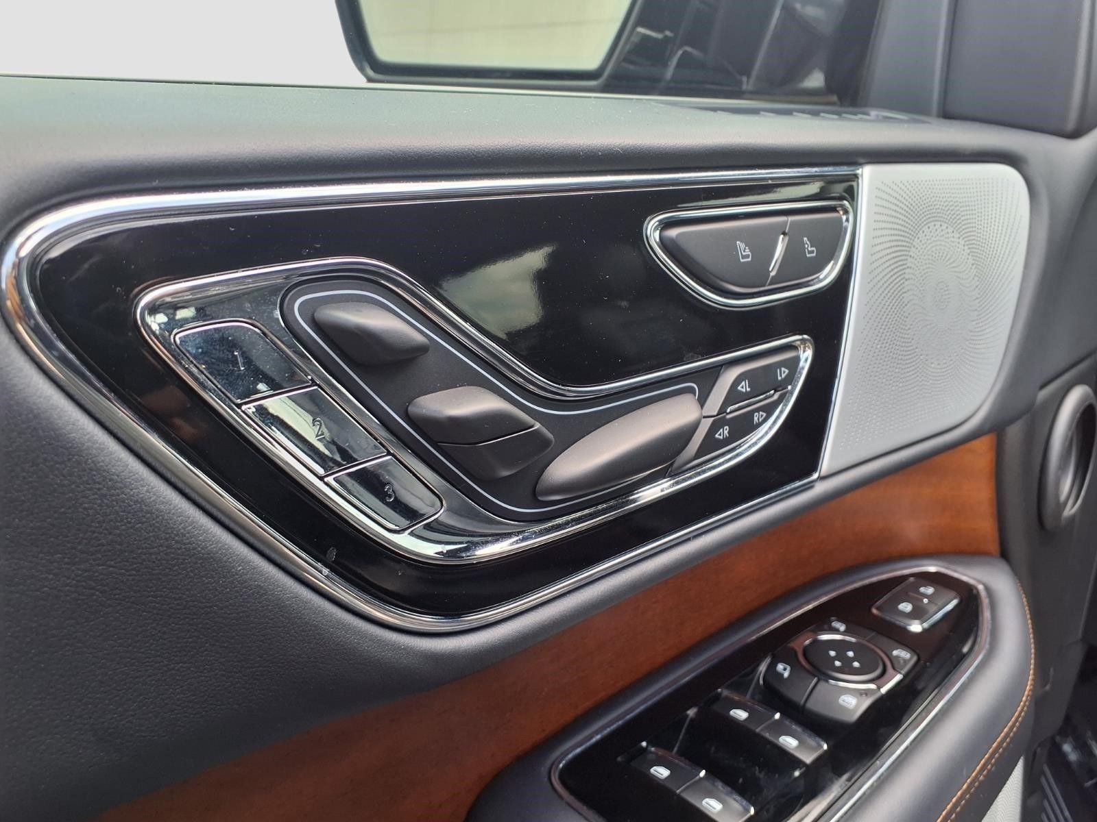 2024 Lincoln Navigator Black Label