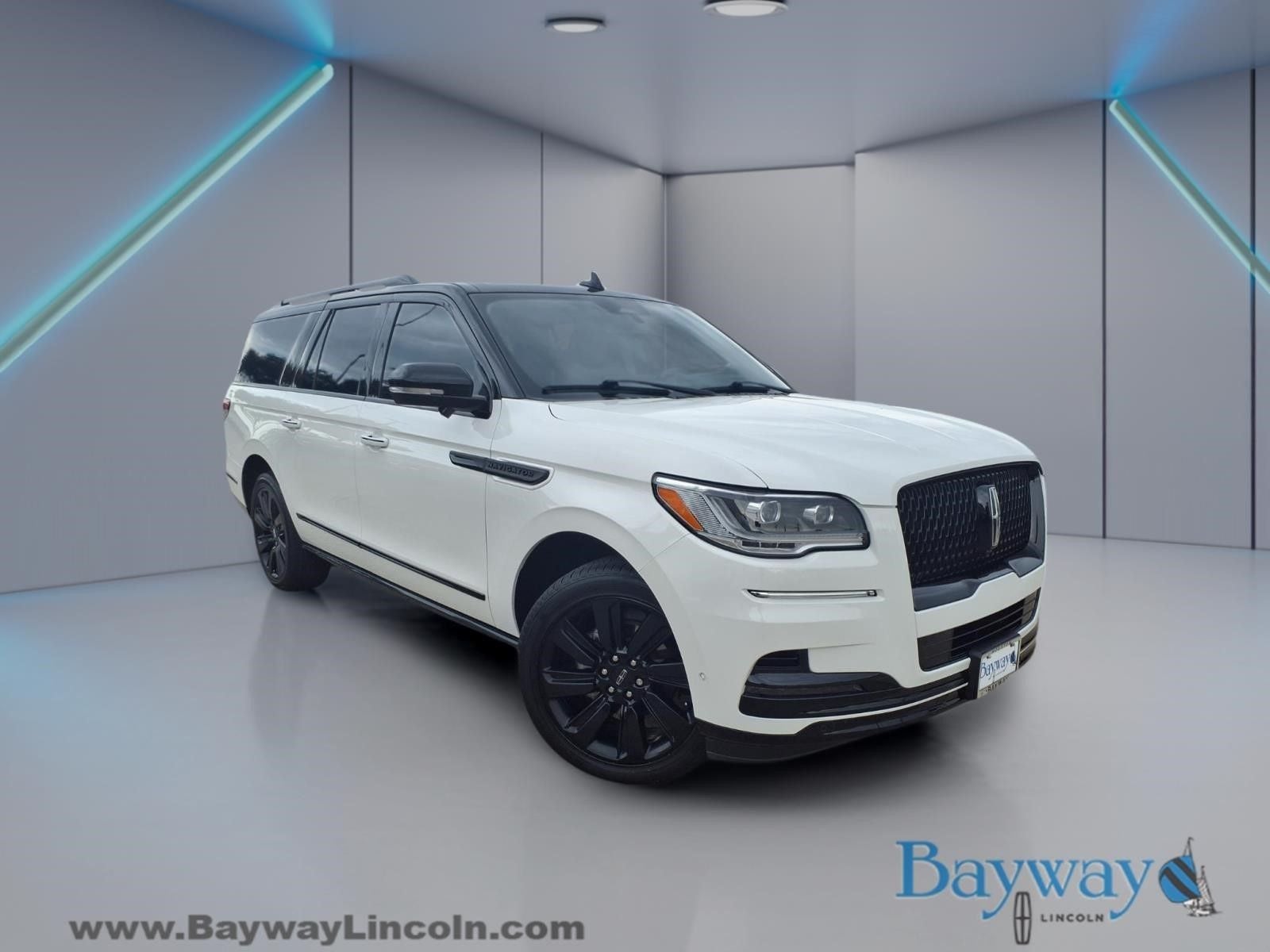 2023 Lincoln Navigator L Reserve
