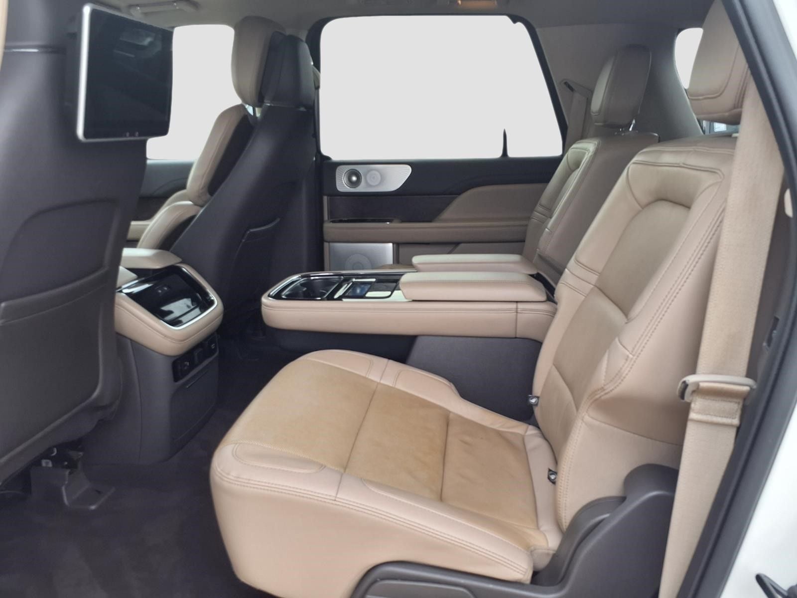 2023 Lincoln Navigator L Reserve